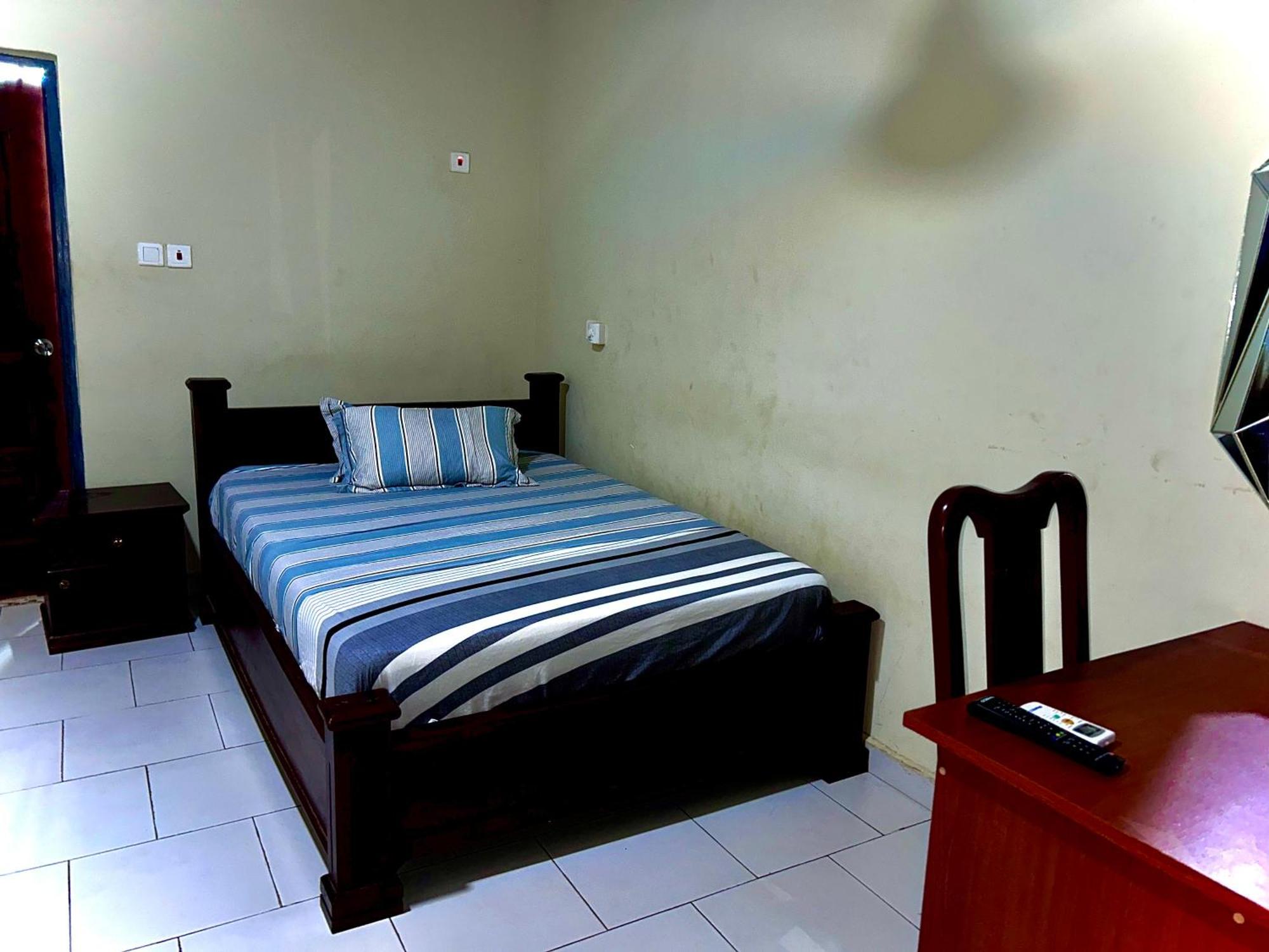 Jessie Hotel Adenta Zewnętrze zdjęcie