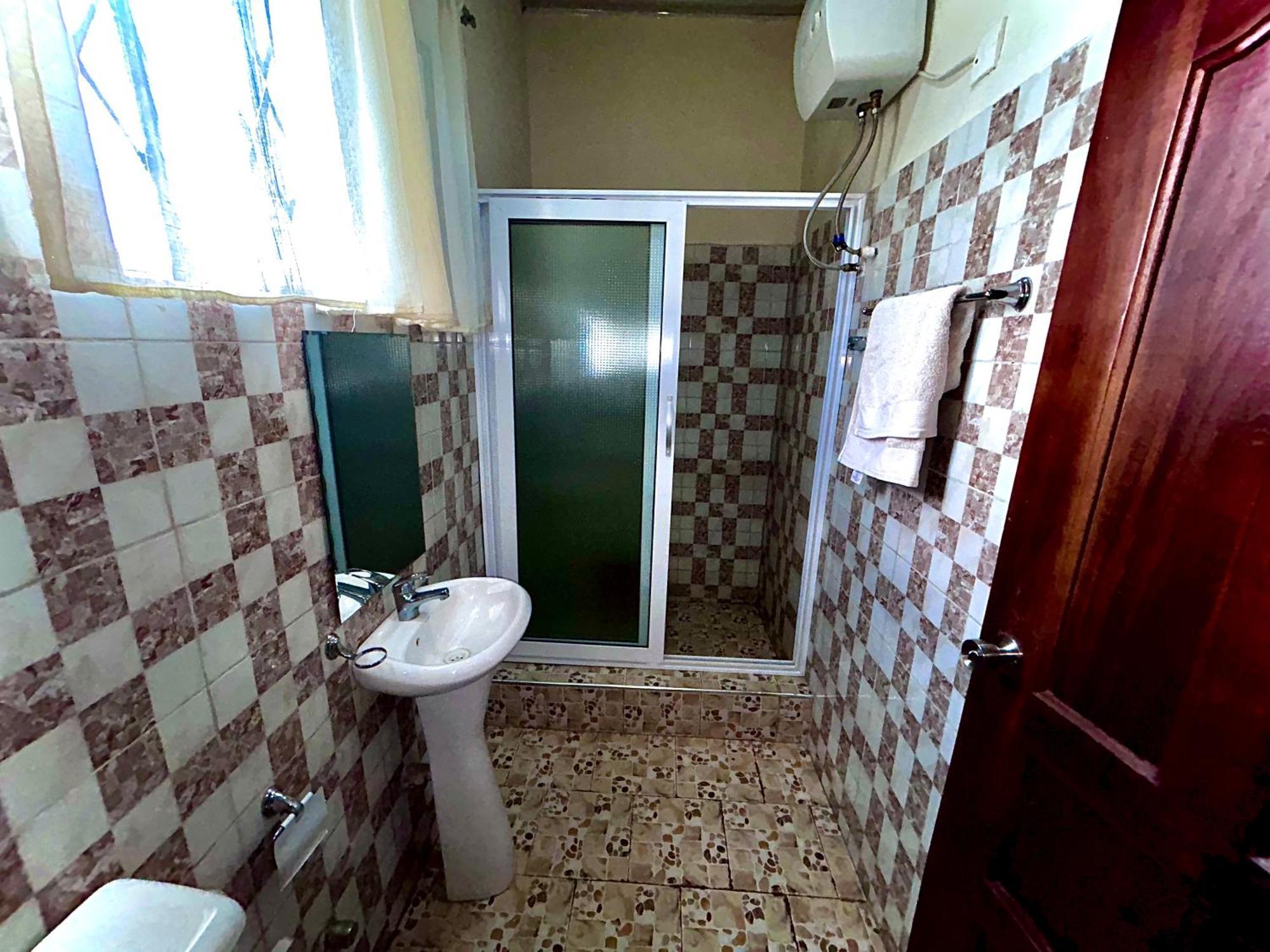 Jessie Hotel Adenta Zewnętrze zdjęcie