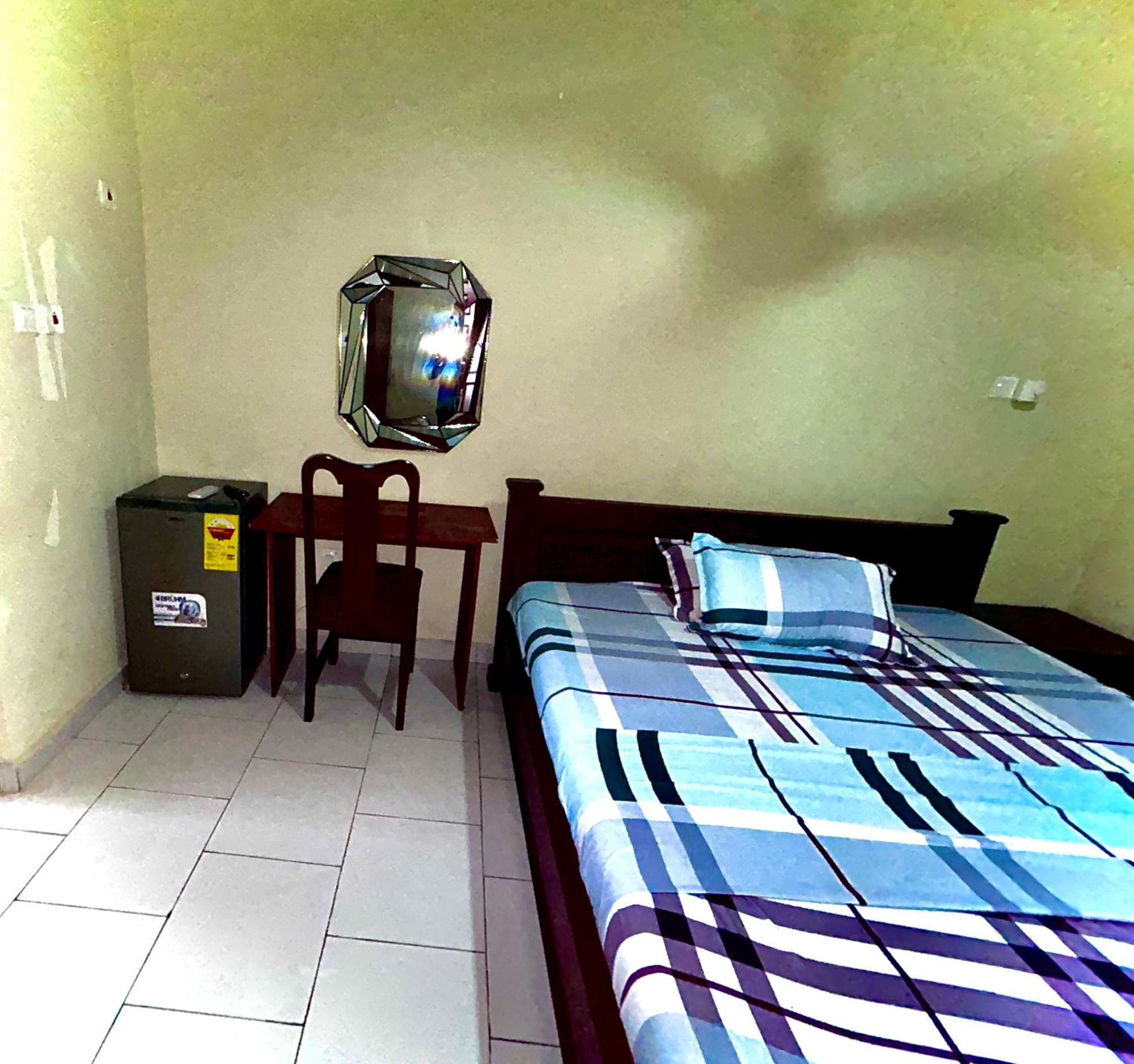Jessie Hotel Adenta Zewnętrze zdjęcie